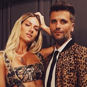 Ator ganhou mensagem especial da mulher, Giovanna Ewbank: 'Amor da minha vida! Você é o pai e marido mais maravilhoso que poderia existir no mundo e foi o presente mais lindo que Deus me deu, depois da Títi'