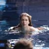 Marina Ruy Barbosa se caracterizou de sereia e passou 15 horas imersa em uma piscina