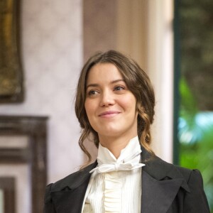 Elisabeta (Nathalia Dill) nega o convite de casamento de Darcy (Thiago Lacerda) no capítulo de quarta-feira, 25 de abril de 2018 da novela 'Orgulho e Paixão'