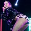 Anitta cantou os sucessos 'Vai Malandra','Downtown', 'Machika', dentre outros, no Miami Bash 2018
