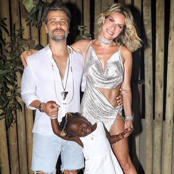 Giovanna Ewbank disse que quando quer desligar das tecnologias seu refúgio é Fernando de Noronha