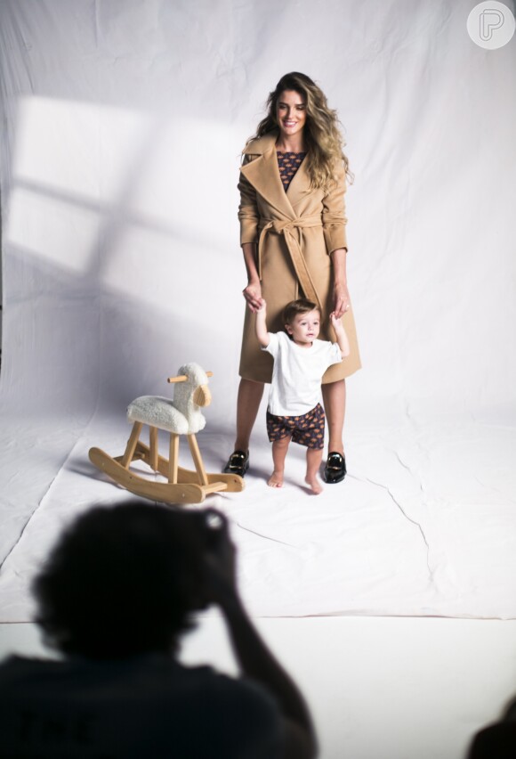 Rafa Brites posou com filho, Rocco, de 1 ano, para campanha de moda