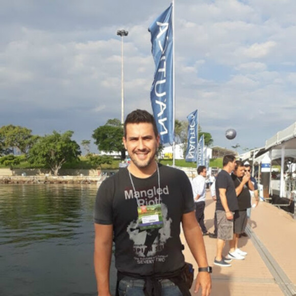 André Marques explicou durante passagem pelo Rio Boat Show que sempre teve barco, mas faz 10 anos de que não possui um: 'Estou negociando'