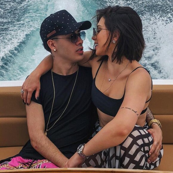 Flavia Pavanelli falou como concilia a agenda para estar com Kevinho