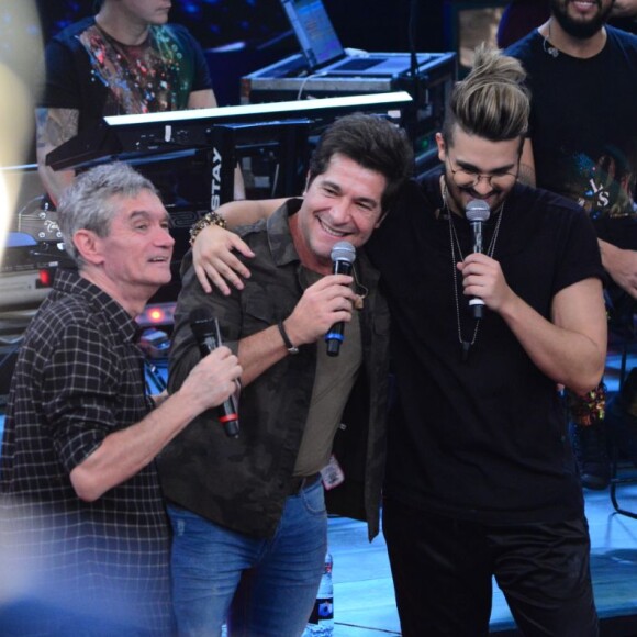 Luan Santana fez sua estreia cantando com Daniel no especial por seus 10 anos de carreira que será exibido no 'Altas Horas' deste sábado, dia 21 de abril de 2018