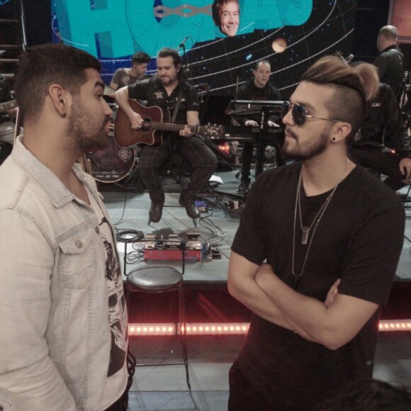 Luan Santana e Dilsinho ensaiam para especial do cantor no Altas Horas