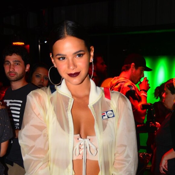 'Em alguns momentos, me senti vítima de uma imagem minha que a mídia criou. Pensei em desistir, em parar de trabalhar com isso', contou Bruna Marquezine
