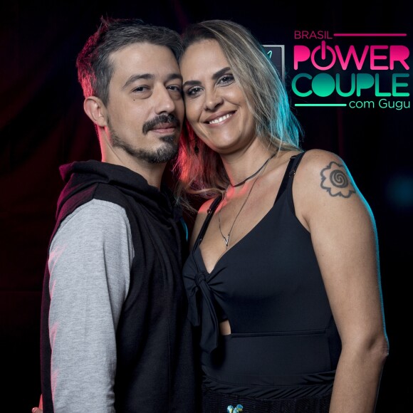 'Power Couple 3' terá participação do casal Aritana Marone e Paulo Rogerio