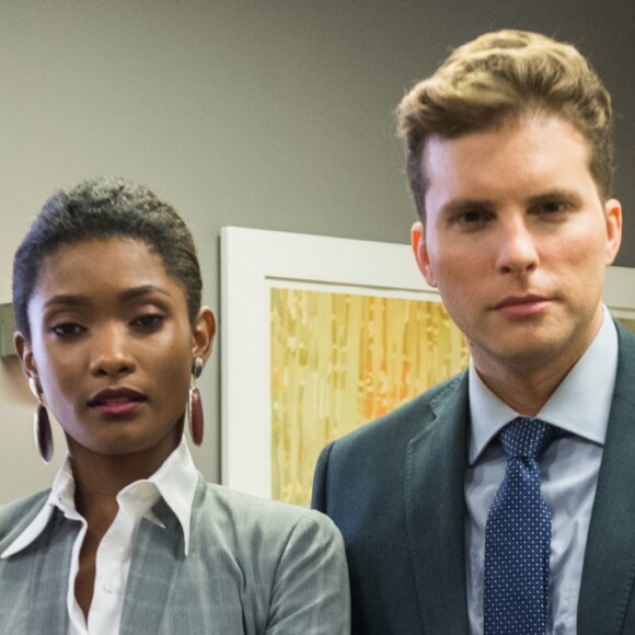 Sem data para voltar às gravações, a assessoria de Thiago Fragoso garante que o 'o procedimento foi realizado com sucesso'