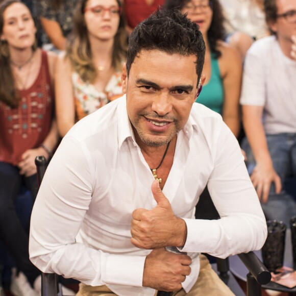 Zezé Di Camargo falou sobre a saúde do pai em um programa de TV