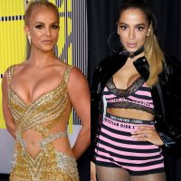 Britney Spears malha ao som de Anitta e J Balvin e fãs pedem dueto: 'Duas divas'