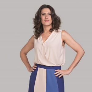 Paola Carosella afirmou que aceita suas imperfeições ao responder seguidor no Twitter