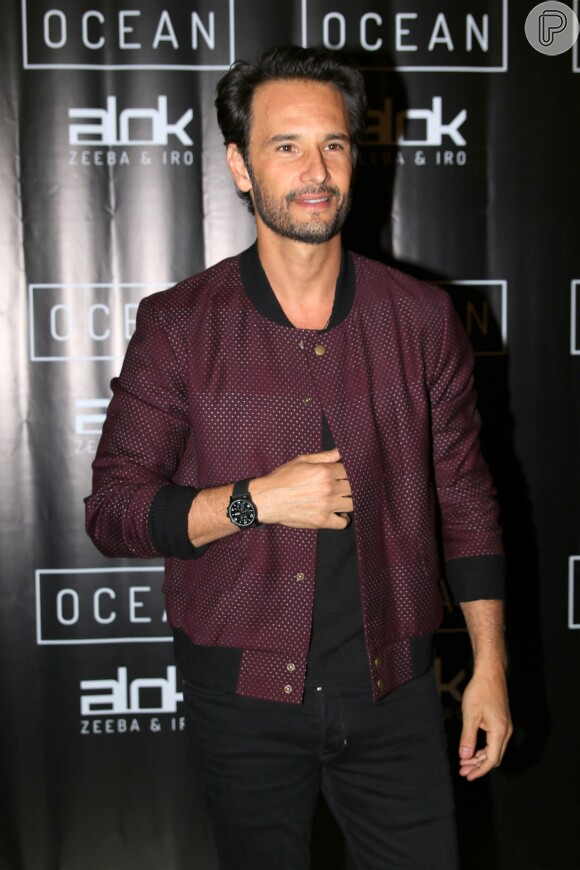Rodrigo Santoro é protagonista do clipe 'Ocean', novo trabalho do DJ Alok