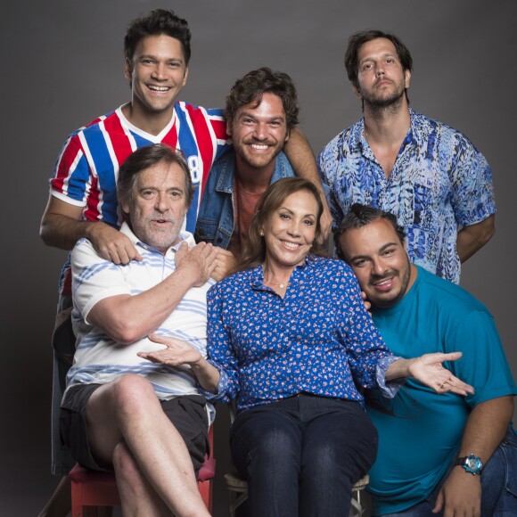 Emilio Dantas será um cantor de axé decadente na novela 'Segundo Sol'