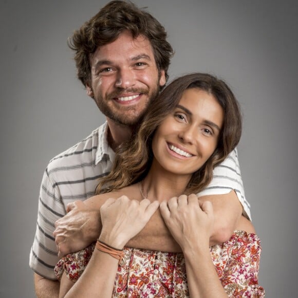 Luzia (Giovanna Antonelli) e Beto Falcão (Emilio Dantas) se separão após armações de Karola (Deborah Secco) e Laureta (Adriana Esteves) na  novela 'Segundo Sol'