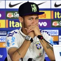 Neymar se sente mais confiante quando está perto da família: 'Fico leve'