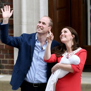 Louis Arthur, o novo bebê da família real britânica, nasceu em Londres, às 11:01 do dia 23 de abril de 2018