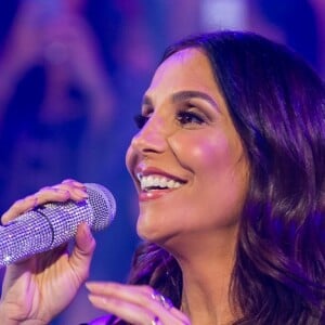 Ivete Sangalo acha que as filhas, Helena e Marina, serão iguais a ela: 'Do rock and roll'