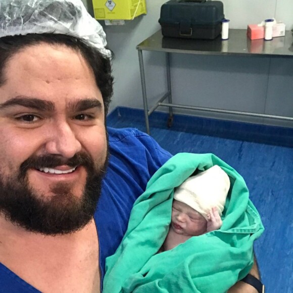 Maitê, filha de César Menotti e Theonilha Menotti, nasceu em Belo Horizonte (MG) com 2.680 quilos e 49 centímetros