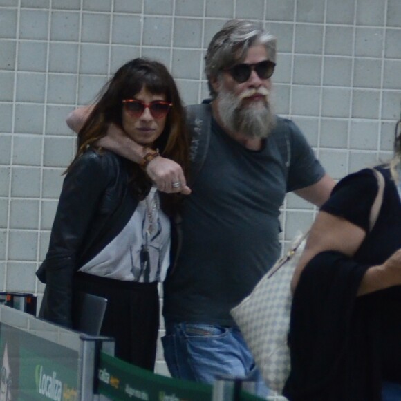 Maria Ribeiro e Fabio Assunção já haviam trocado declarações na web, mas não tinham aparecido juntos