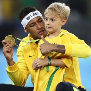 Carol Dantas disse que não foi fácil ser mãe do filho de Neymar