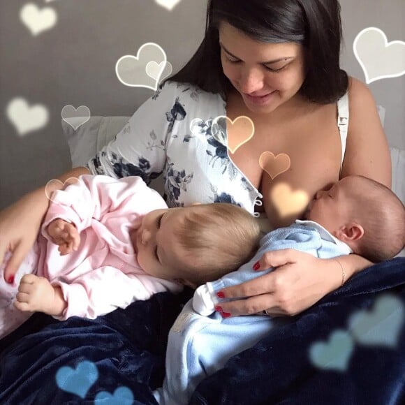 Thais Fersoza, quando longe de Melinda e Teodoro, prefere ver vídeos e as câmeras que tem em casa