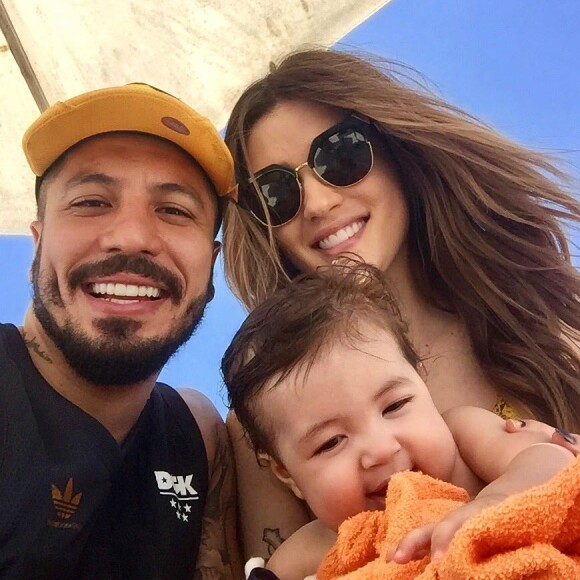 Aline Gotschalg entregou que pensa em aumentar a família com Fernando Medeiros