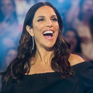 Ivete Sangalo exibiu roupa de batizado das filhas, Marina e Helena, em vídeo no Instagram nesta segunda-feira, 7 de maio de 2018