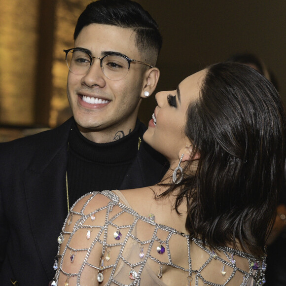 Flávia Pavanelli e Kevinho assumiram o namoro em dezembro de 2017
