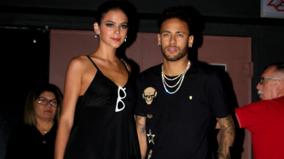 Com Neymar em Paris, Bruna Marquezine lamenta de saudades: 'Sinto sua falta'