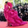 Deepika Padukone escolheu sapatos Aquazzura na mesma cor de seu vestido para ir a Cannes