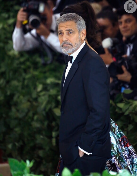 George Clooney teria reaproximado Brad Pitt de Jeniffer Aniston depois da separação da atriz
