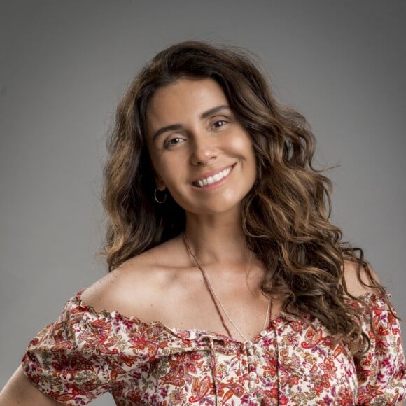 Filho de Luzia (Giovanna Antonelli) vai ser criado por Karola (Deborah Secco) na novela 'Segundo Sol'