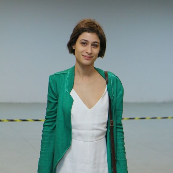 Luisa Arraes assistiu à estreia de 'Segundo Sol' com o elenco da novela, nesta segunda-feira, 14 de maio de 2018