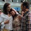 Luiza (Bruna Marquezine) volta a morar com Helena (Julia Lemmertz) e Virgílio) na novela 'Em Família'