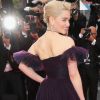 Emilia Clarke investiu em look Dior Haute Couture no lançamento do filme 'Han Solo: Uma História Star Wars', no Festival de Cannes