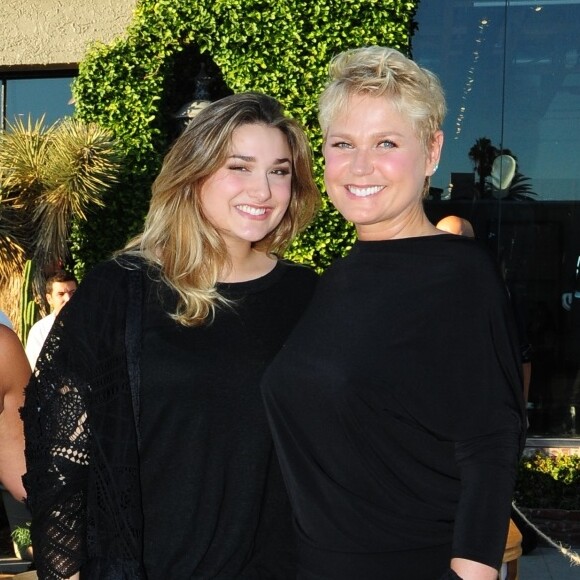 Sasha Meneghel mostrou o making of de uma campanha e ganhou elogios da mãe, Xuxa, nesta quarta-feira, 16 de maio de 2018