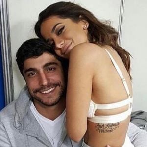 Do México, Anitta relembra foto com marido, Thiago Magalhães nesta quinta-feira, dia 17 de maio de 2018