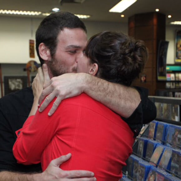 Emilio Dantas e Fabiula Nascimento namoram desde 2016