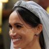 Meghan Markle usou uma tiara de 100 diamantes que pertenceu à avó da Rainha Elizabeth II no seu casamento com o príncipe Harry