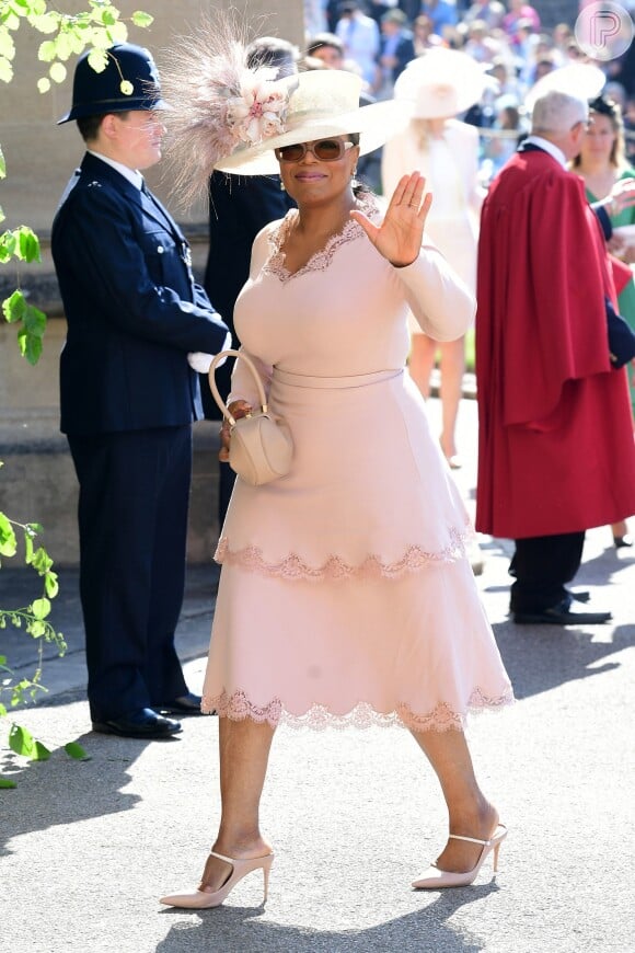 Oprah Winfrey também apostou em vestido Stella McCartney para o casamento do príncipe Harry com Meghan Markle