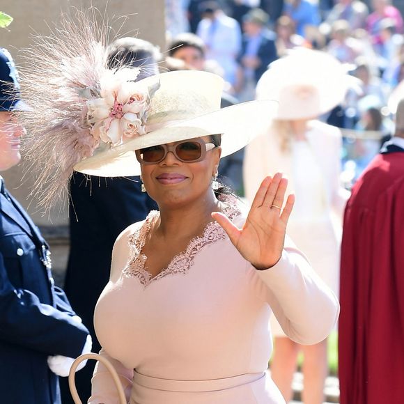 Oprah Winfrey também apostou em vestido Stella McCartney para o casamento do príncipe Harry com Meghan Markle