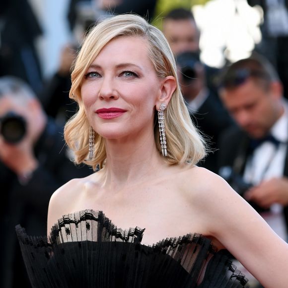 Cate Blanchett usou macacão preto na exibição de 'Capharnaüm', na 71ª edição do Festival de Cannes, no Palais des Festivals na última quinta-feira, 17 de maio de 2018