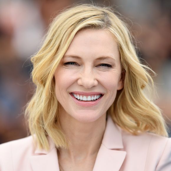 Cate Blanchett no photocall da 71ª edição do Festival de Cannes, no Palais des Festivals, em 8 de maio de 2018