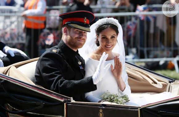 'O duque e a duquesa de Sussex gostariam de agradecer a todos que participaram da celebração de seu casamento', informou o palácio de Kensington