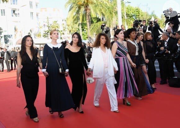 Um grupo de 82 mulheres organizou um ato em protesto à diferença de produções produzidas por homens e mulheres no Festival de Cannes