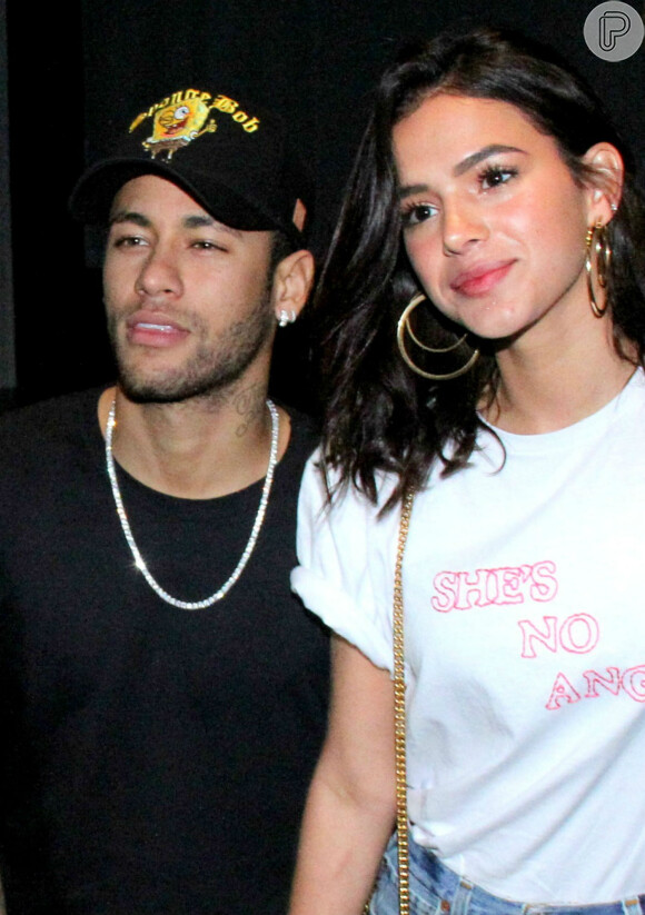 Bruna Marquezine negou os planos de morar com o namorado, Neymar