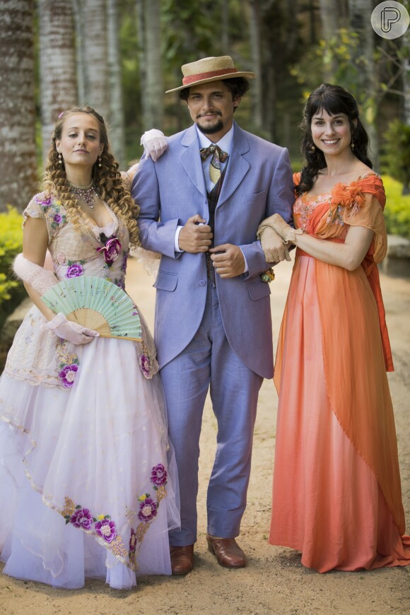 Na novela 'Orgulho e Paixão', Uirapuru (Bruno Gissoni) já se envolveu com Lídia (Bruna Griphao) e Mariana (Chandelly Braz)