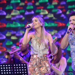 Dupla de Thiago, cantora sertaneja Thaeme foi liberada pelo médico para fazer exercícios físicos: 'Mesmo ele liberando, falando que faria bem e seria legal para eu aguentar os shows, eu não quis arriscar, fiquei com medo.'