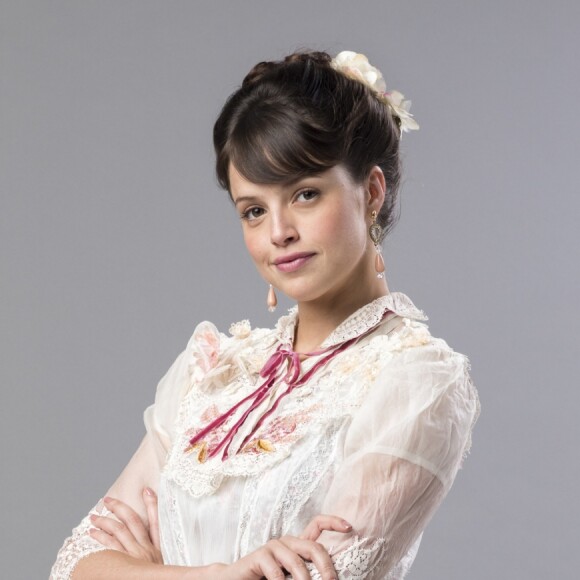 Ema (Agatha Moreira) flagra o casamento de Jorge (Murilo Rosa) e Amélia (Letícia Persiles) nos próximos capítulos da novela 'Orgulho e Paixão'